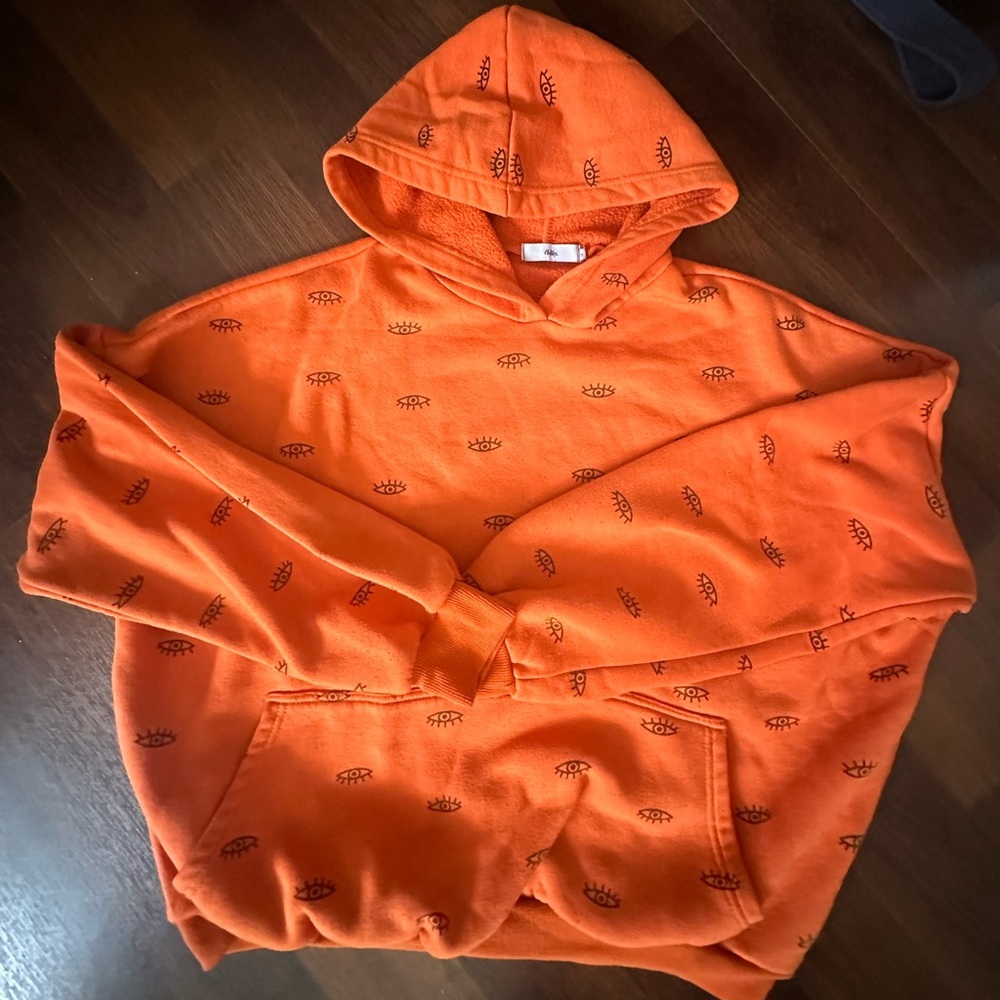 Oversized orange hoodie